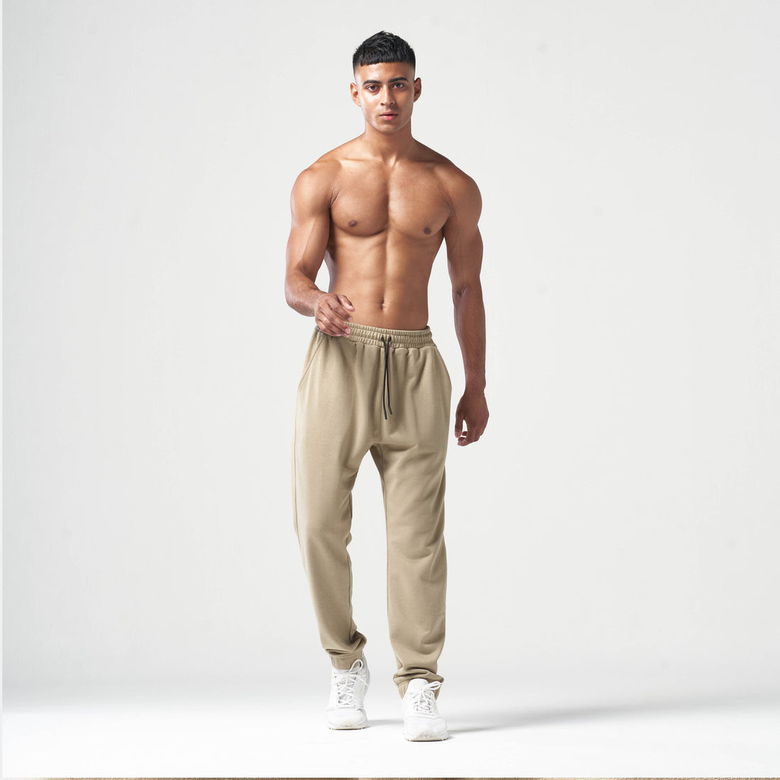 ESSENTIAL JOGGER PANT - SAND
